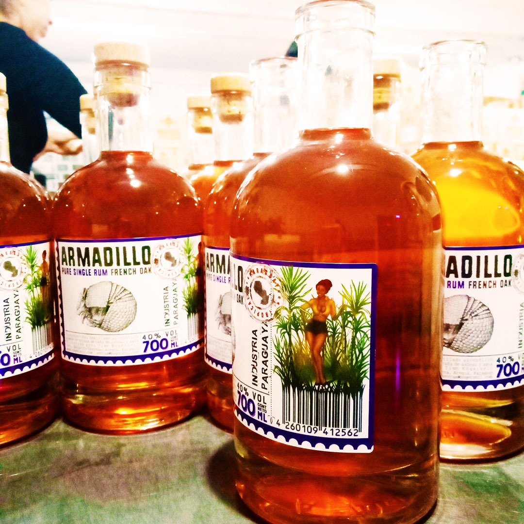 Armadillo-French-Oak rum bottling pure single rum rhum ron Paraguay